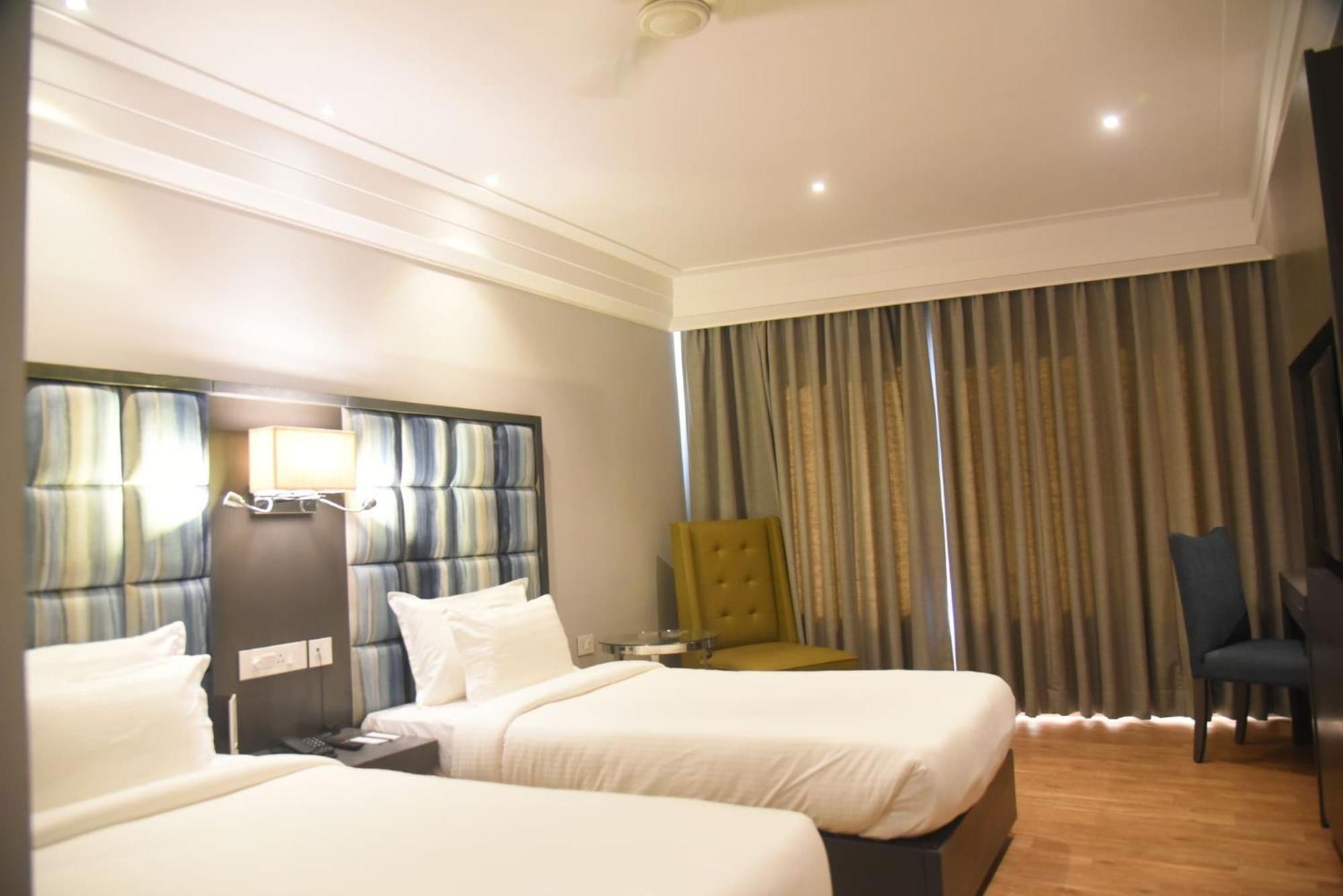 Hotel Accord Premier Raigarh Ngoại thất bức ảnh
