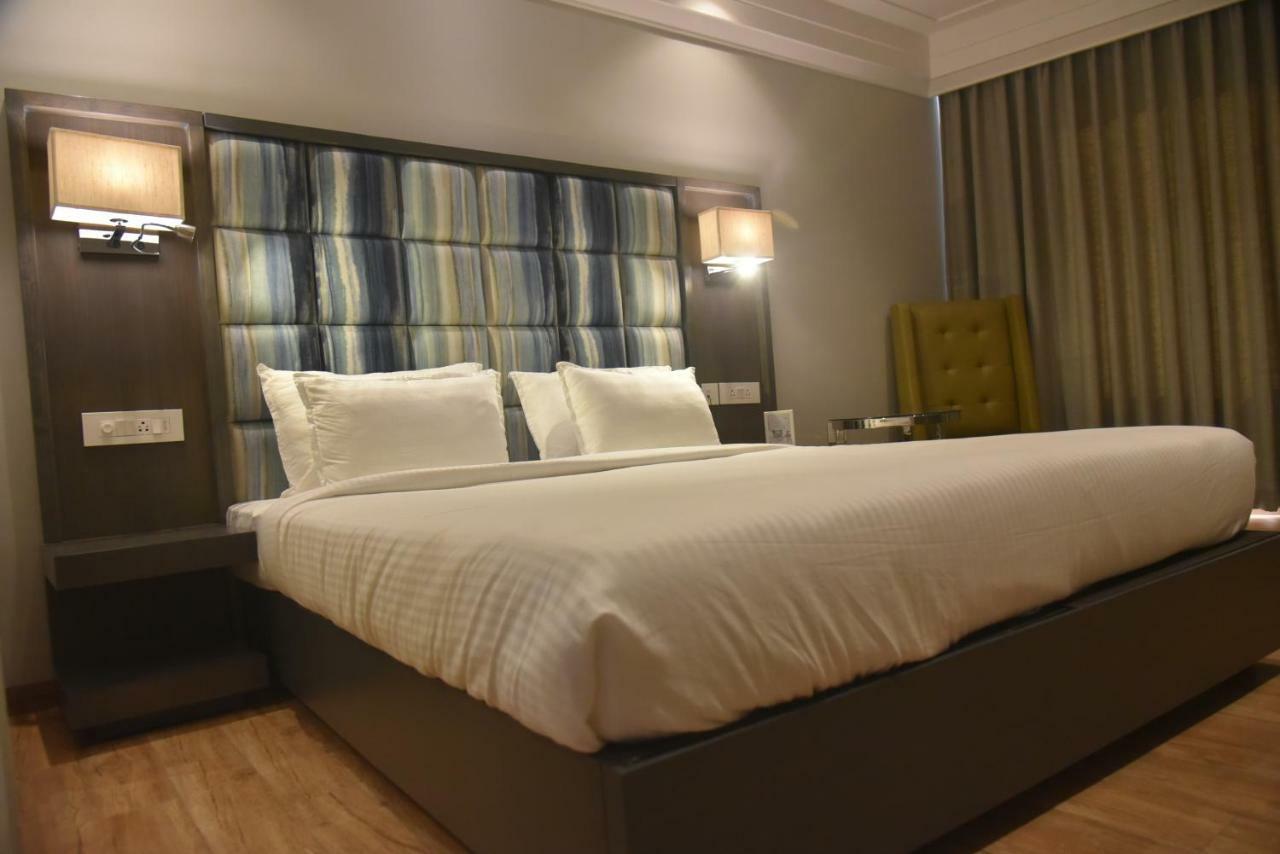 Hotel Accord Premier Raigarh Ngoại thất bức ảnh